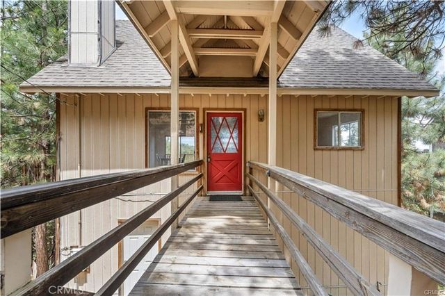1334 St Anton, Lake Arrowhead, CA 92352