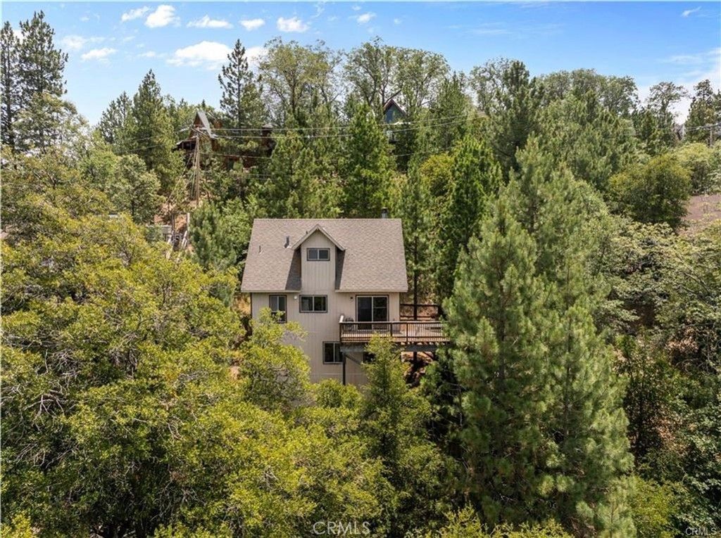 1334 St Anton, Lake Arrowhead, CA 92352
