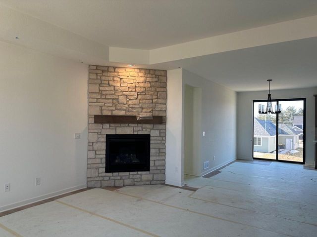 804 Viewpoint AVENUE, Waukesha, WI 53188