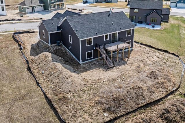 804 Viewpoint AVENUE, Waukesha, WI 53188