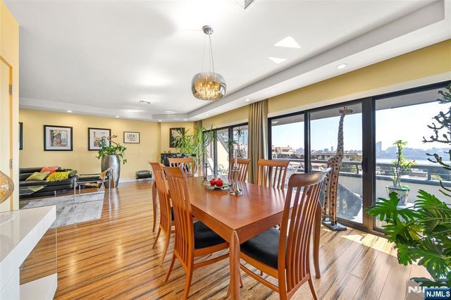 300 Gorge Road 58, Cliffside Park, NJ 07010