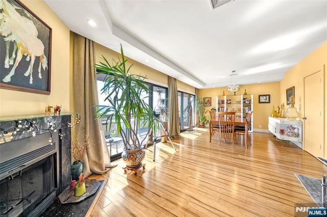 300 Gorge Road 58, Cliffside Park, NJ 07010