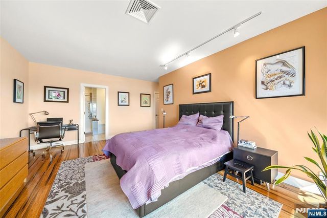 300 Gorge Road 58, Cliffside Park, NJ 07010