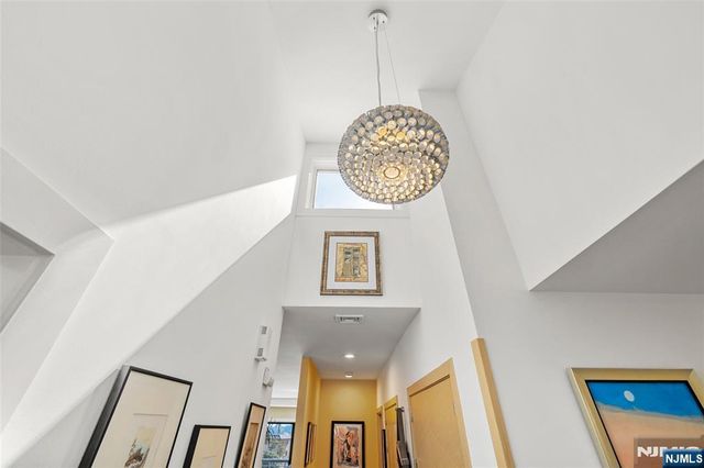 300 Gorge Road 58, Cliffside Park, NJ 07010