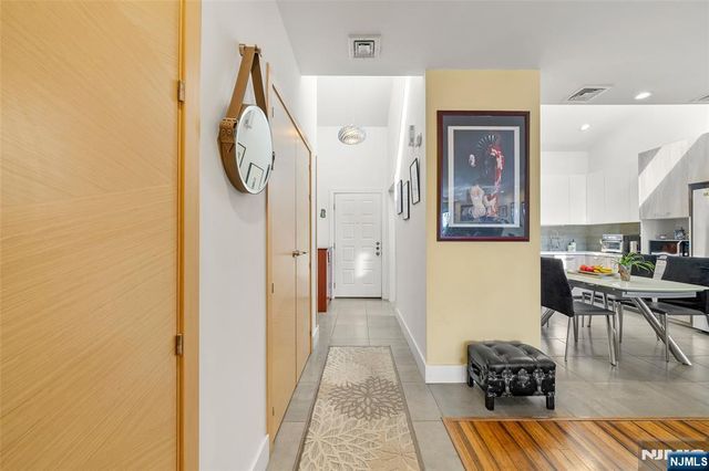 300 Gorge Road 58, Cliffside Park, NJ 07010