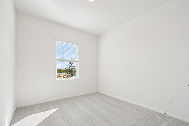 1305 Morris LOOP, San Marcos, TX 78666