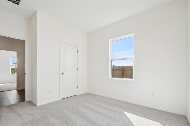 1305 Morris LOOP, San Marcos, TX 78666