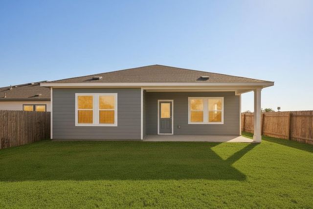 1305 Morris LOOP, San Marcos, TX 78666