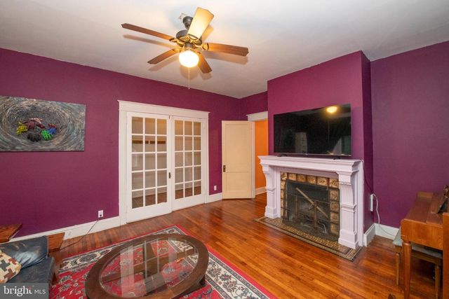 114 E UPSAL ST, Philadelphia, PA 19119