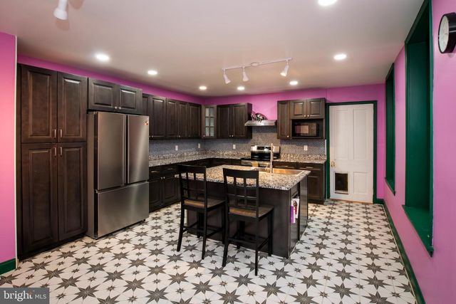 114 E UPSAL ST, Philadelphia, PA 19119