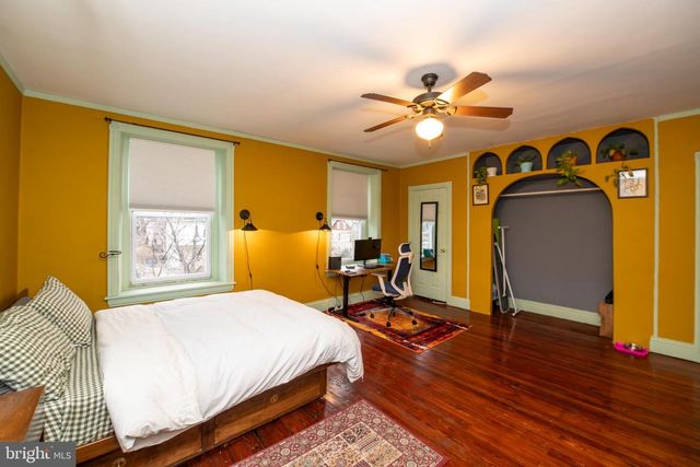 114 E UPSAL ST, Philadelphia, PA 19119