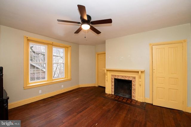 114 E UPSAL ST, Philadelphia, PA 19119