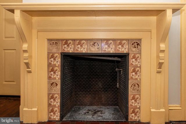 114 E UPSAL ST, Philadelphia, PA 19119