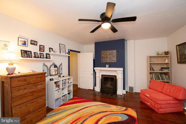 114 E UPSAL ST, Philadelphia, PA 19119