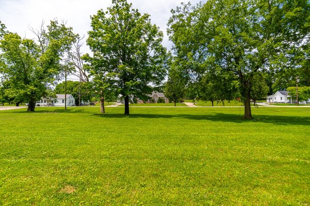 941 Shelbyville Hwy, Fayetteville, TN 37334
