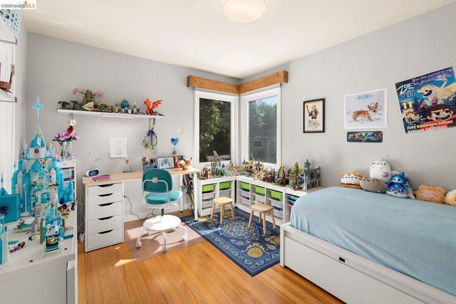 7542 Valentine St, Oakland, CA 94605