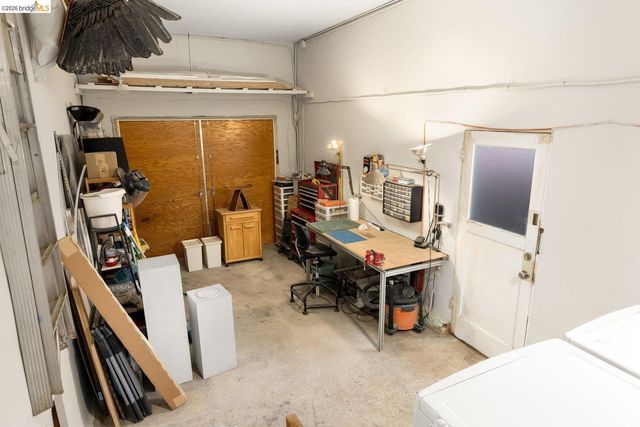 7542 Valentine St, Oakland, CA 94605