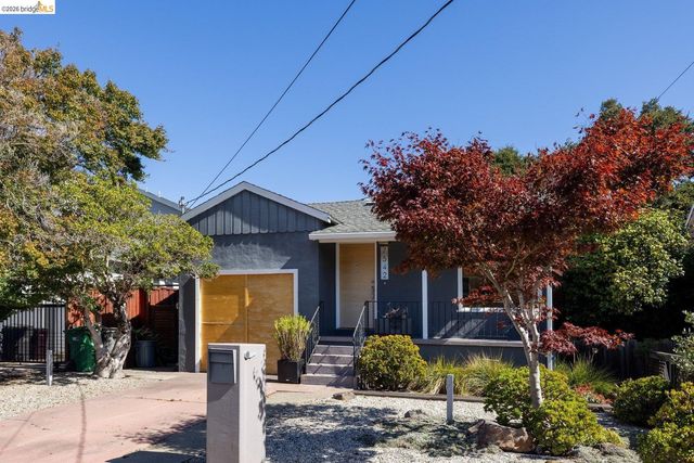 7542 Valentine St, Oakland, CA 94605