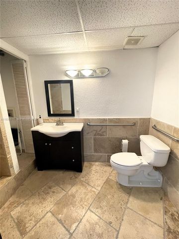 1701 SUNSET HARBOUR DR 201, Miami Beach, FL 33139