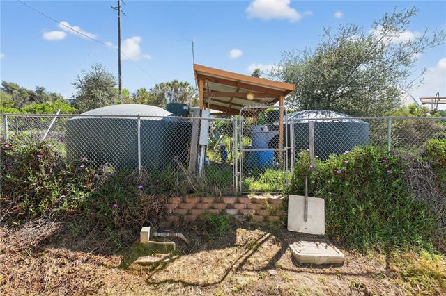 10085 W Lilac, Escondido, CA 92026