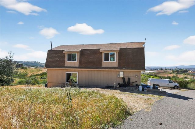 10085 W Lilac, Escondido, CA 92026