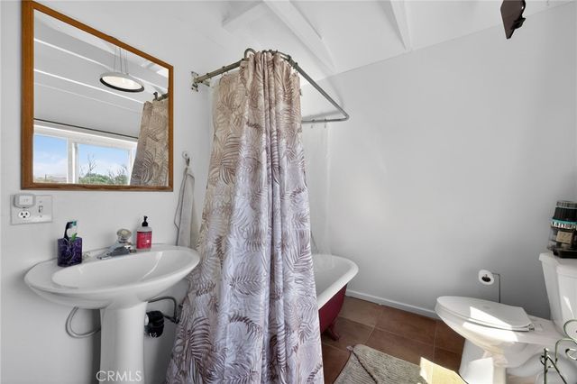 10085 W Lilac, Escondido, CA 92026