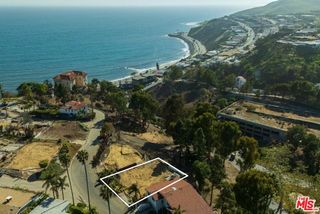 17941 Tramonto Drive, Pacific Palisades (los Angeles), CA 90272