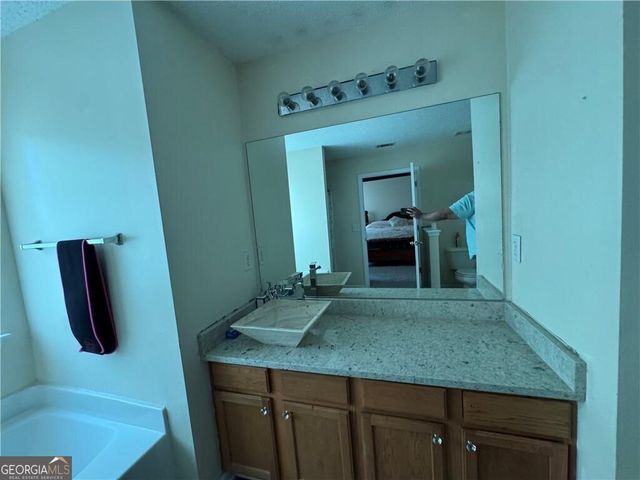 6231 Hickory Lane Circle, Union City, GA 30291