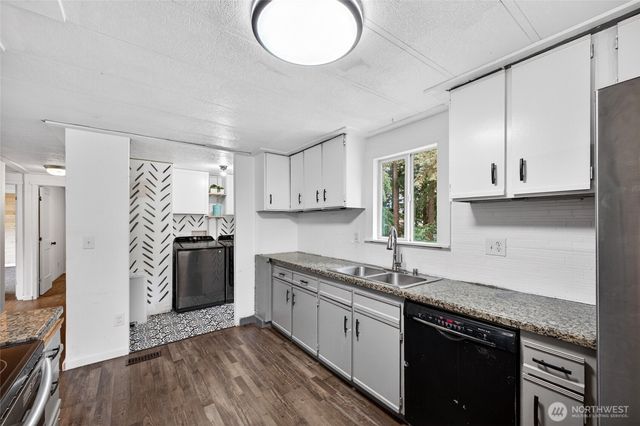 4116 20th Place SE, Puyallup, WA 98374