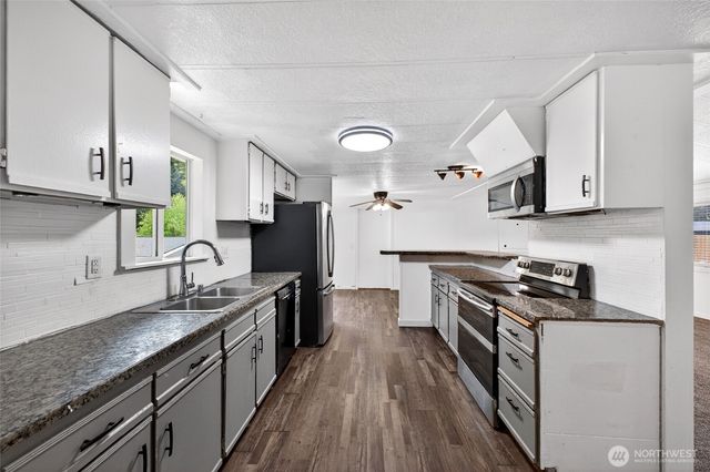 4116 20th Place SE, Puyallup, WA 98374