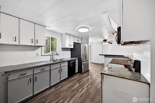 4116 20th Place SE, Puyallup, WA 98374