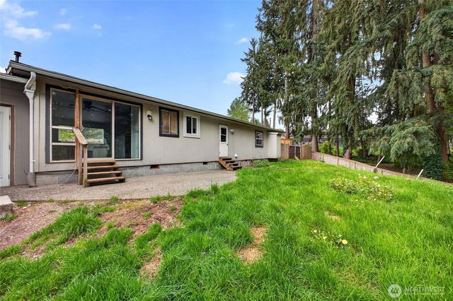 4116 20th Place SE, Puyallup, WA 98374