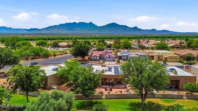 612 W Greenview Place, Green Valley, AZ 85614