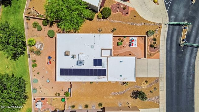 612 W Greenview Place, Green Valley, AZ 85614