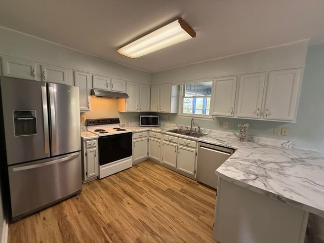 1717 Vandergriff Road, Signal Mountain, TN 37377