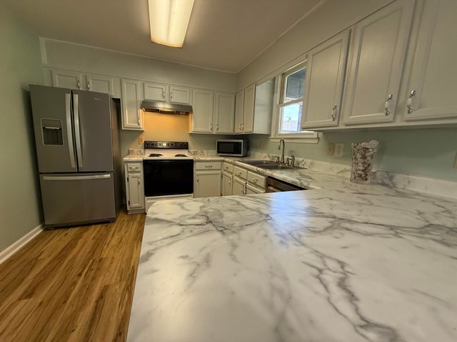 1717 Vandergriff Road, Signal Mountain, TN 37377