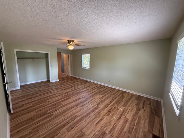 1717 Vandergriff Road, Signal Mountain, TN 37377