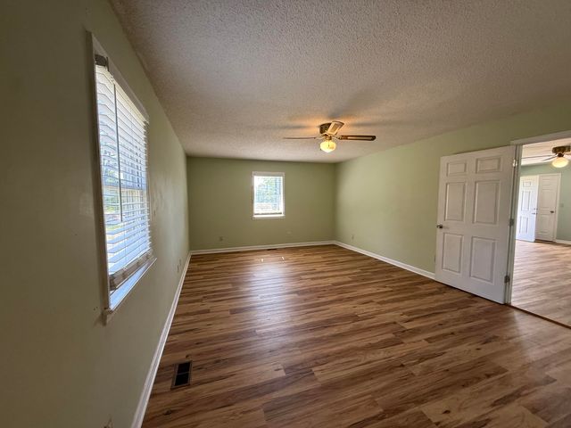 1717 Vandergriff Road, Signal Mountain, TN 37377