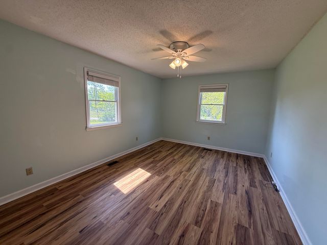 1717 Vandergriff Road, Signal Mountain, TN 37377