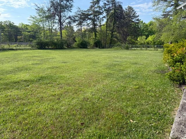 1717 Vandergriff Road, Signal Mountain, TN 37377