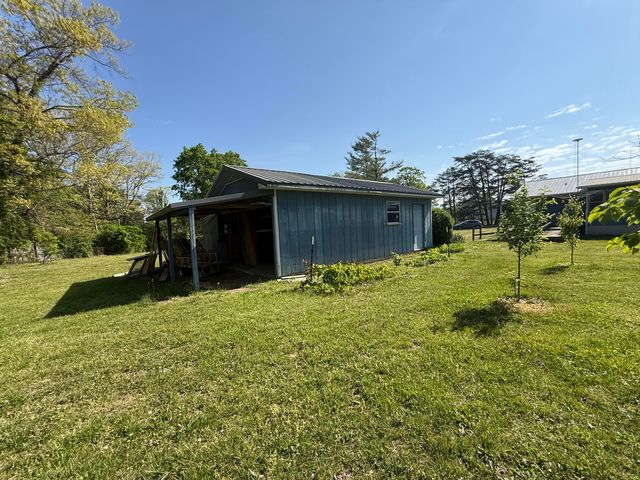 1717 Vandergriff Road, Signal Mountain, TN 37377