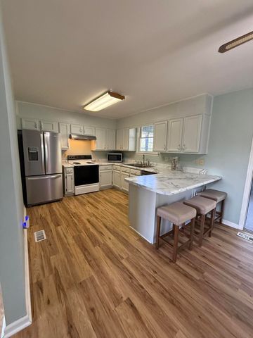 1717 Vandergriff Road, Signal Mountain, TN 37377