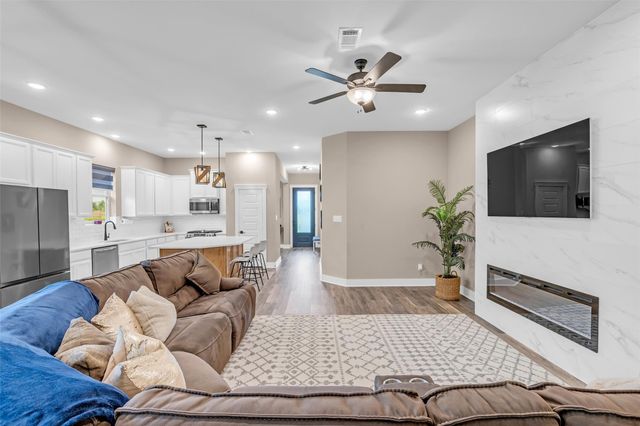 18635 Adventurous Way, Cypress, TX 77433