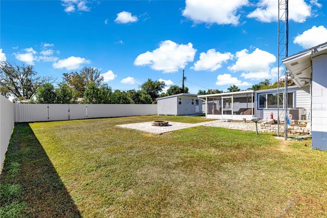 810 NE 44TH STREET, Ocala, FL 34479