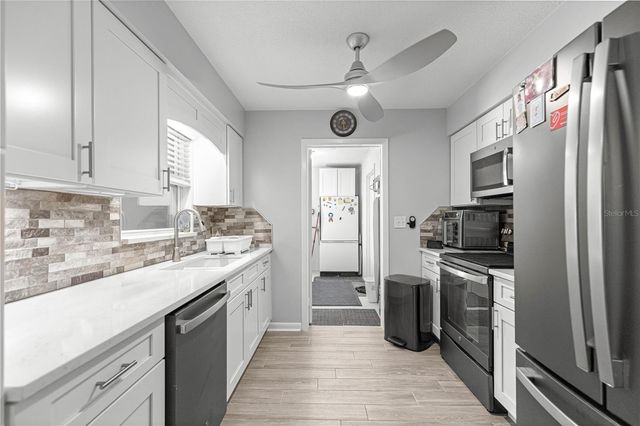 810 NE 44TH STREET, Ocala, FL 34479