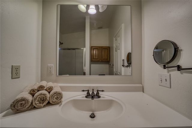 5419 E Coconino Drive, Topock, AZ 86436