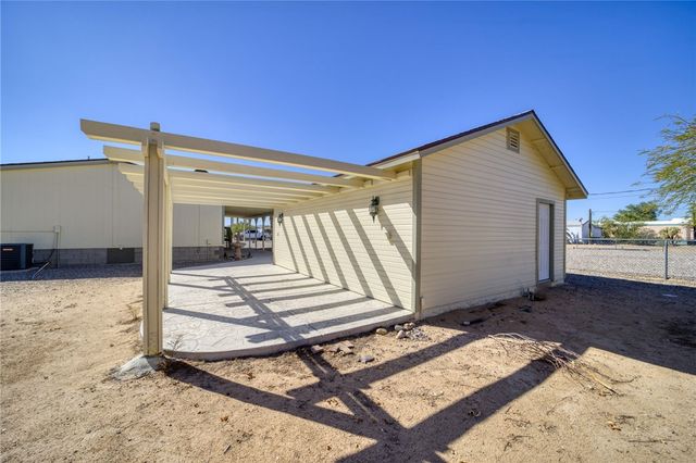 5419 E Coconino Drive, Topock, AZ 86436