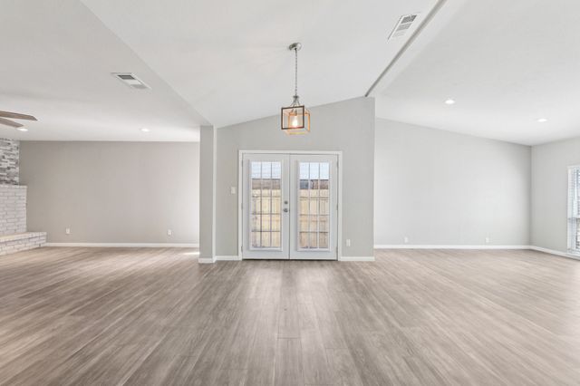 3235 Tres Logos Lane, Dallas, TX 75228