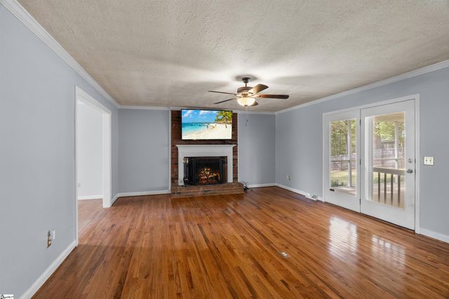 106 Ryan Street, Taylors, SC 29687