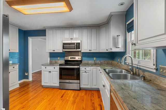 106 Ryan Street, Taylors, SC 29687